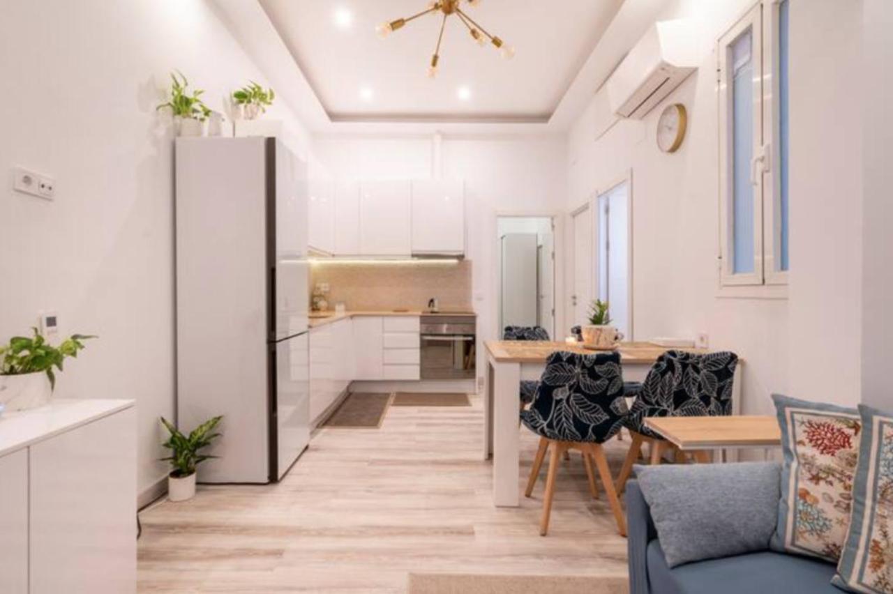 Bedroom Madrid City Center Bagian luar foto